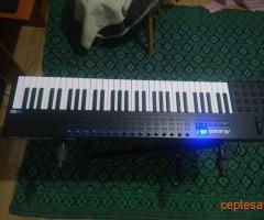 Alesis vi61 midi klavye - 2